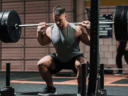 杠铃深蹲多久练一次最科学